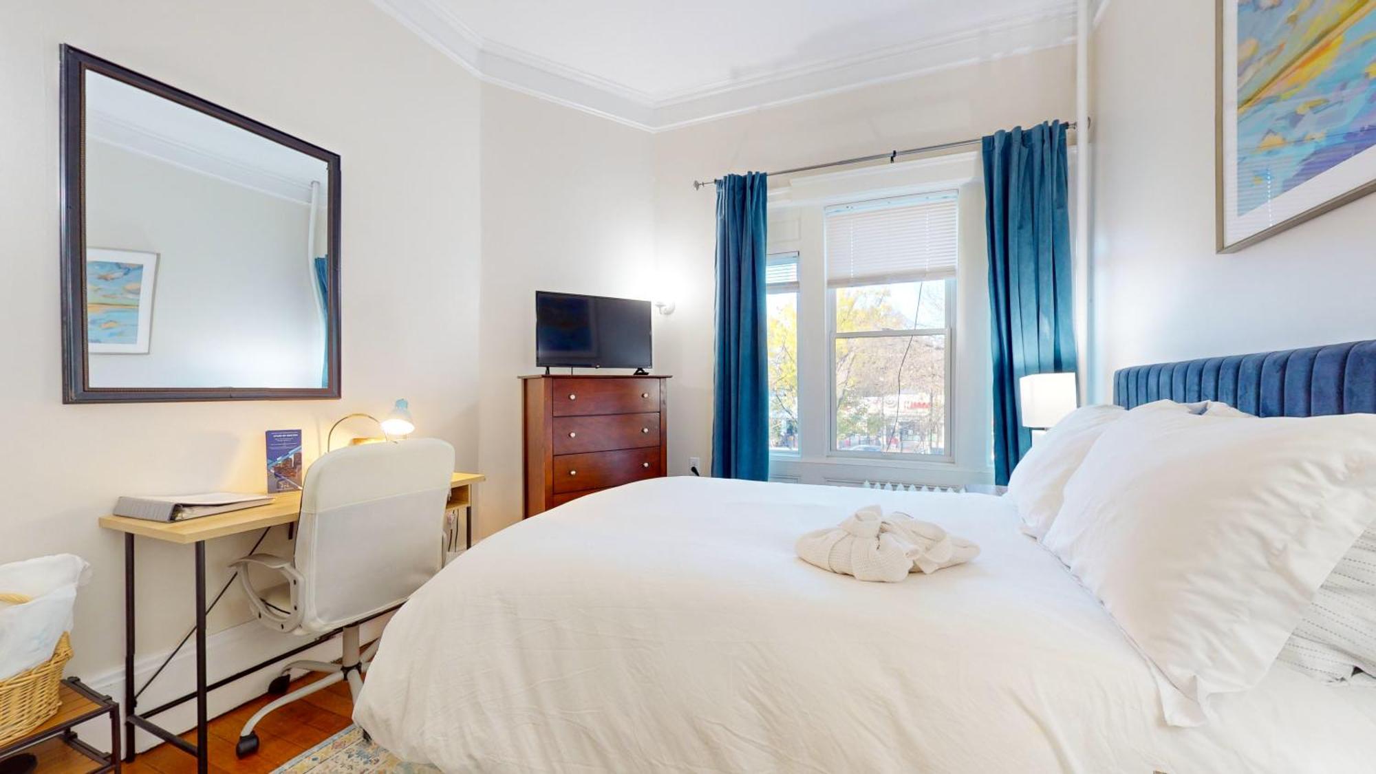 Apartment Sunny Private Room,longwood, 10min Walk To Fenway *